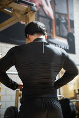 Ultra Performance Mockneck 900 - Zwart