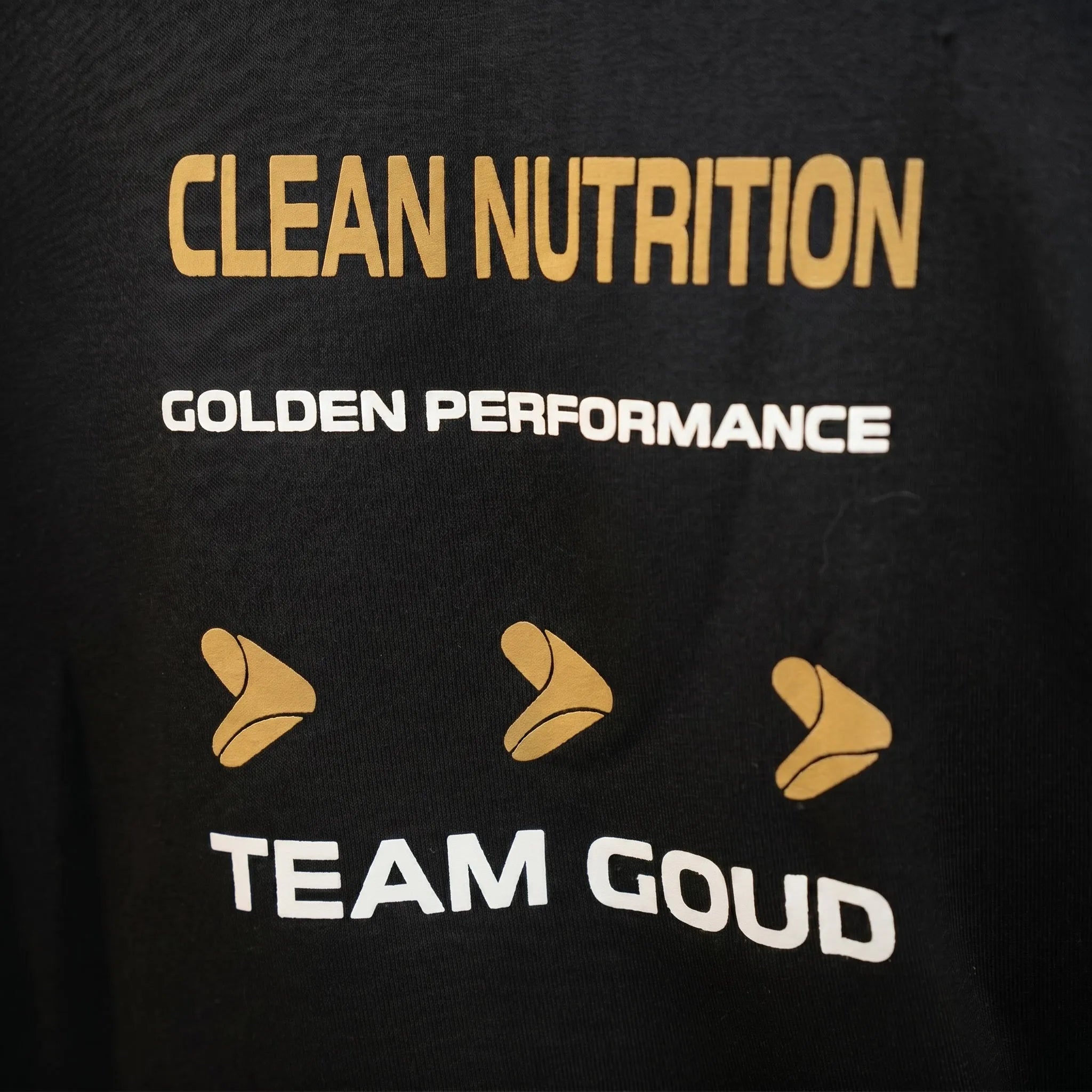 Sweater Gold Performance - Zwart